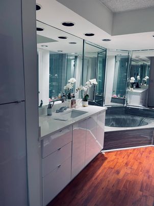 Interior, Recessed Lighting, Wood Texture Flooring