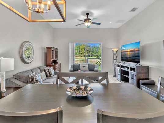 Chandelier, Dining room, Interior, Living room, Recessed Lighting