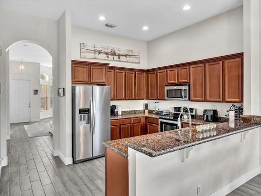 Interior, Kitchen, Pendant Lights, Recessed Lighting, Wood Texture Flooring