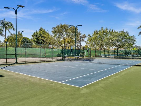 Exterior, Tennis Courts
