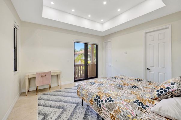 Bedroom, Interior, Recessed Lighting