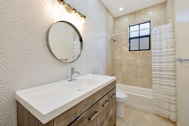 Bathroom, Interior, Recessed Lighting