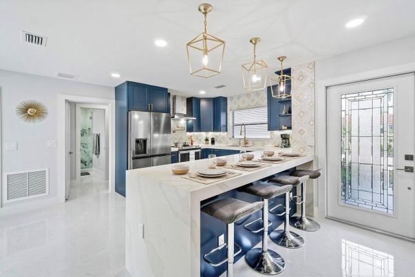 Interior, Kitchen, Pendant Lights, Recessed Lighting, Stainless Steel Appliances