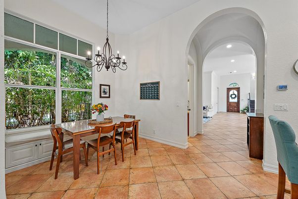 Chandelier, Dining room, Interior, Recessed Lighting