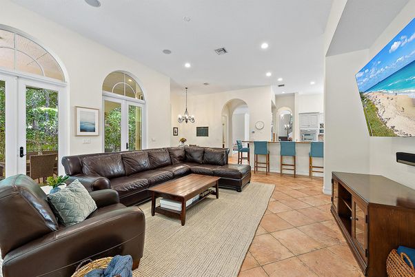 Chandelier, Interior, Kitchen, Living room, Pendant Lights, Recessed Lighting