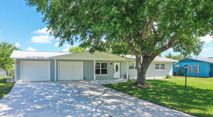 Attached, Backyard, Exterior, Facade, Ranch
