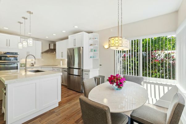 Dining room, Interior, Kitchen, Pendant Lights, Recessed Lighting, Stainless Steel Appliances, Wood Texture Flooring