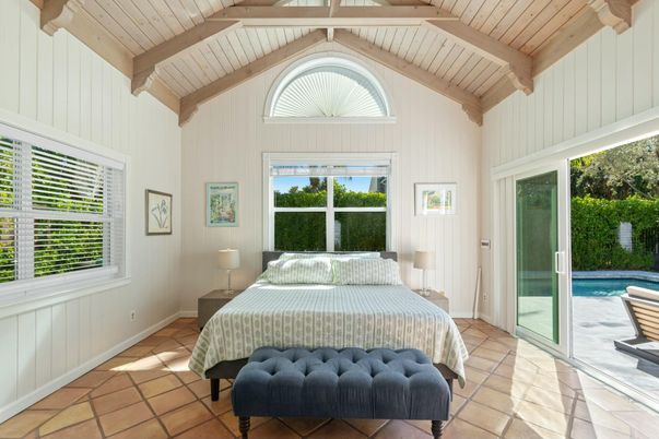 Bedroom, Interior, Wooden Beams, Wooden Ceilings