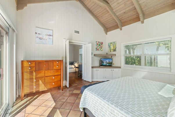 Bedroom, Interior, Wooden Beams, Wooden Ceilings