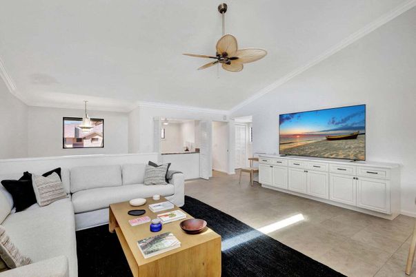 Interior, Living room, Pendant Lights