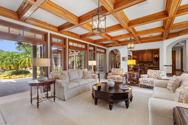 Interior, Living room, Pendant Lights, Wooden Beams