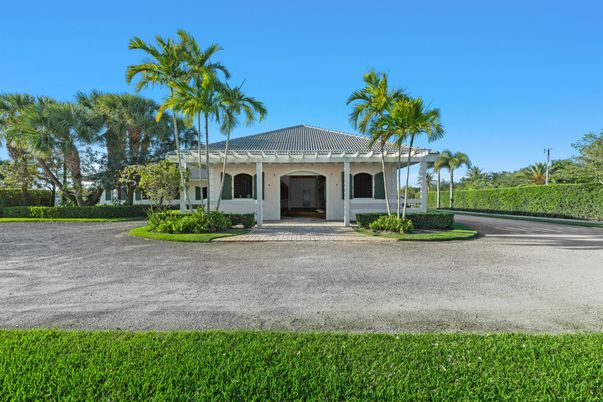 Backyard, Exterior, Facade, Mediterranean