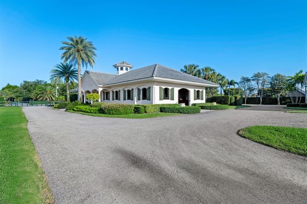 Backyard, Exterior, Facade, French Provincial