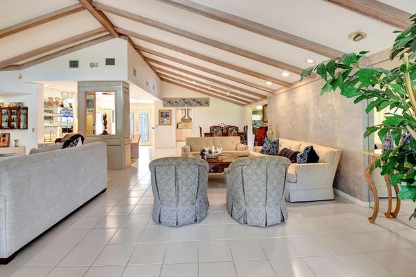 Dining room, Interior, Living room, Recessed Lighting, Wooden Beams