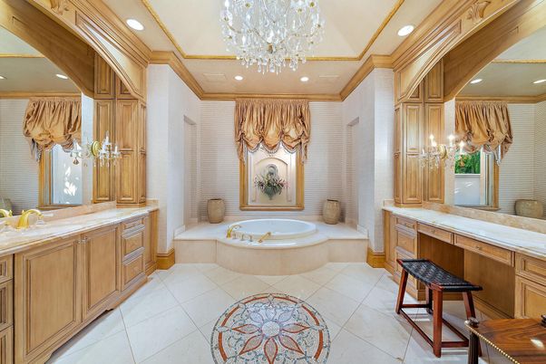 Bathroom, Chandelier, Dual Sink Vanities, Interior, Recessed Lighting