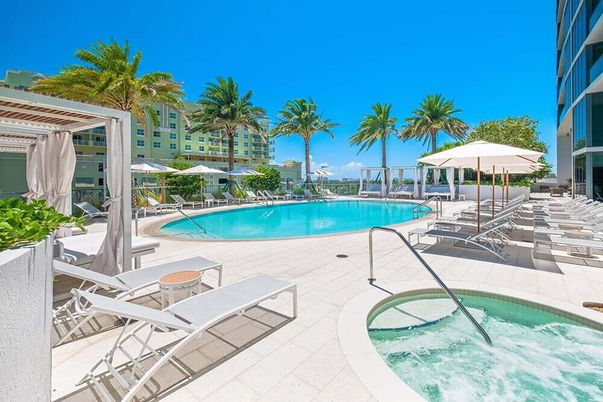 Exterior, Pool