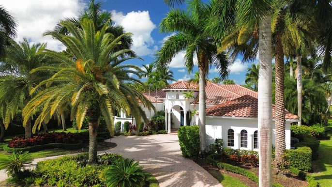 Exterior, Facade, Spanish Mediterranean