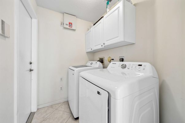 Interior, Washer