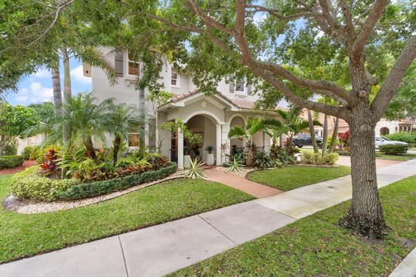 Backyard, Exterior, Facade, Spanish Mediterranean