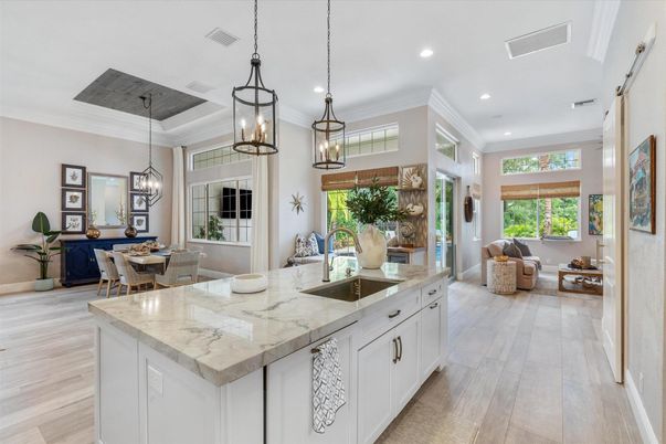 Dining room, Interior, Kitchen, Pendant Lights, Recessed Lighting, Wood Texture Flooring