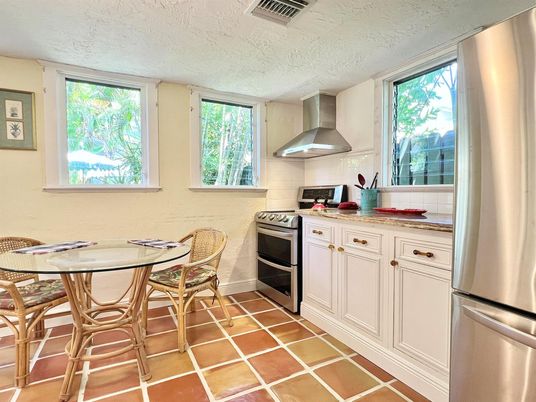 Dining room, Interior, Kitchen, Stainless Steel Appliances