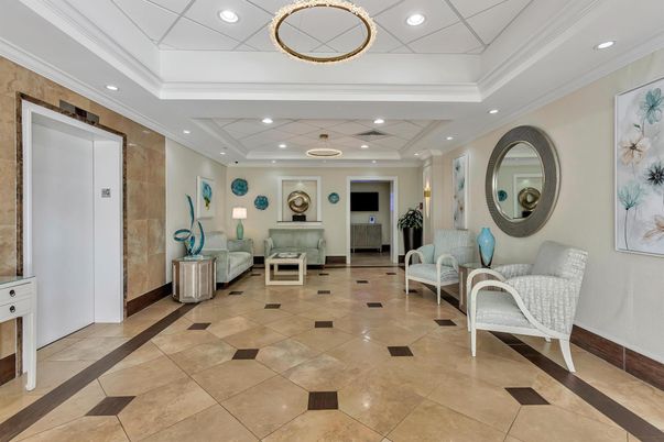 Elevator, Interior, Pendant Lights, Recessed Lighting