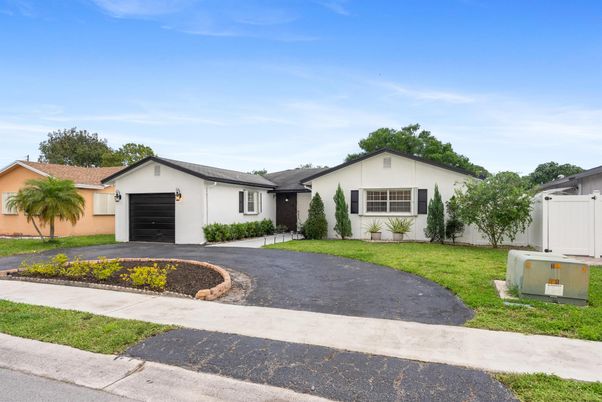 Attached, Backyard, Exterior, Facade, Ranch