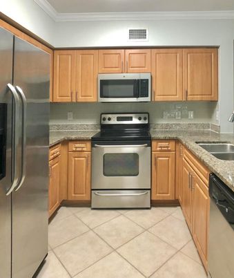 Interior, Kitchen, Stainless Steel Appliances