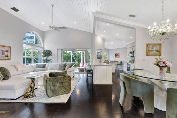 Chandelier, Dining room, Interior, Living room, Pendant Lights, Recessed Lighting, Wood Texture Flooring