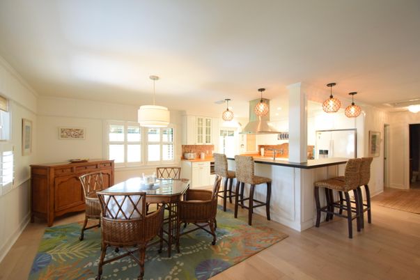 Dining room, Interior, Kitchen, Pendant Lights, Wood Texture Flooring