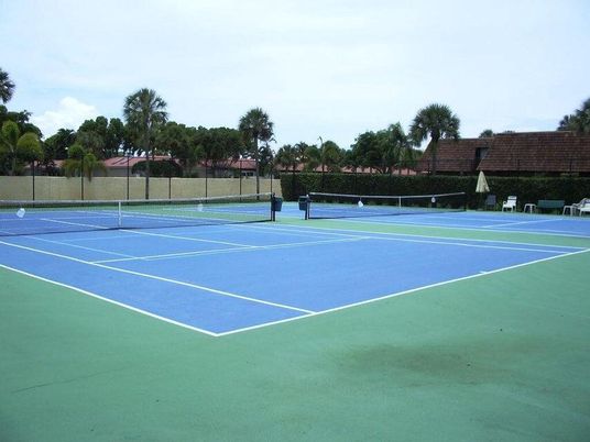 Exterior, Tennis Courts