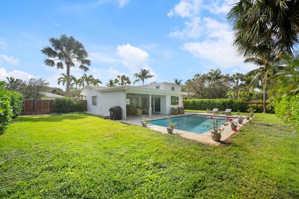Backyard, Exterior, Pool