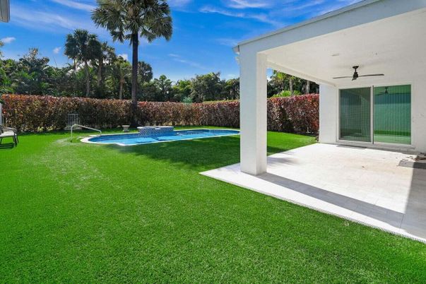 Backyard, Exterior, Pool