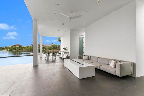 Interior, Living room, Recessed Lighting, Water