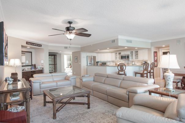 Interior, Kitchen, Living room, Recessed Lighting