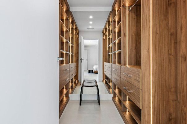 Interior, Recessed Lighting, Walk-in Closets