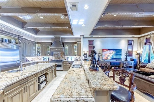 Interior, Kitchen, Recessed Lighting, Stainless Steel Appliances, Wooden Beams, Wooden Ceilings
