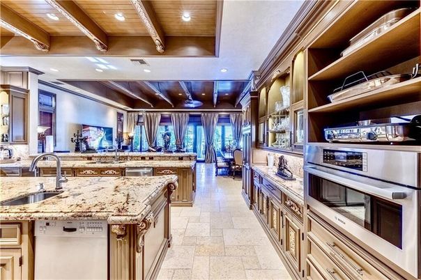 Interior, Kitchen, Recessed Lighting, Stainless Steel Appliances, Wooden Beams, Wooden Ceilings