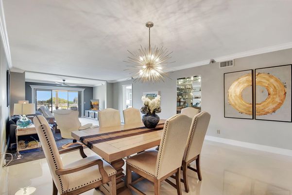 Dining room, Interior, Living room, Pendant Lights