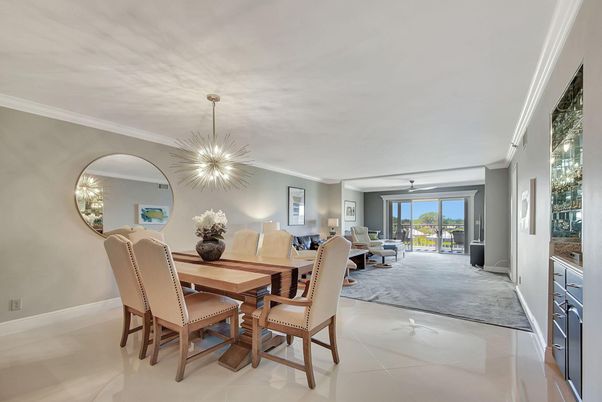 Dining room, Interior, Living room, Pendant Lights