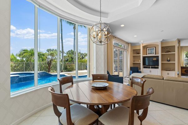 Chandelier, Dining room, Interior, Pendant Lights, Recessed Lighting