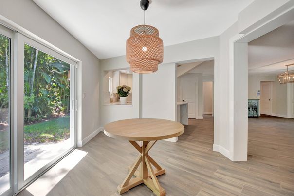 Interior, Pendant Lights, Wood Texture Flooring