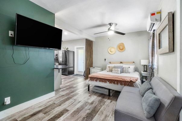 Bedroom, Interior, Recessed Lighting, Wood Texture Flooring