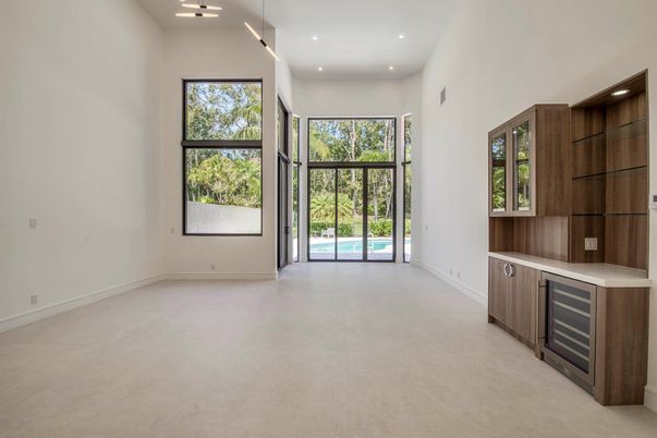 Empty room, Interior, Recessed Lighting