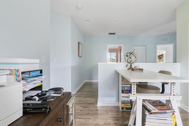 Home Office, Interior, Recessed Lighting, Wood Texture Flooring