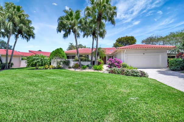 Attached, Backyard, Exterior, Facade, Mediterranean