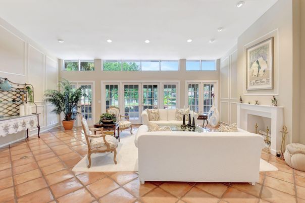 Fireplace, Interior, Living room, Recessed Lighting