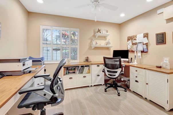 Home Office, Interior, Recessed Lighting, Wood Texture Flooring