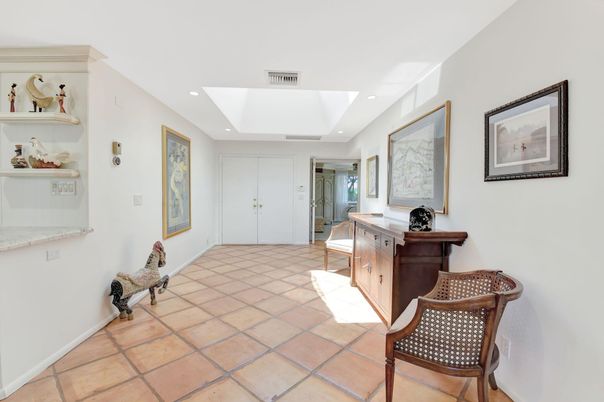 Interior, Recessed Lighting