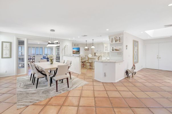 Dining room, Interior, Kitchen, Pendant Lights, Recessed Lighting